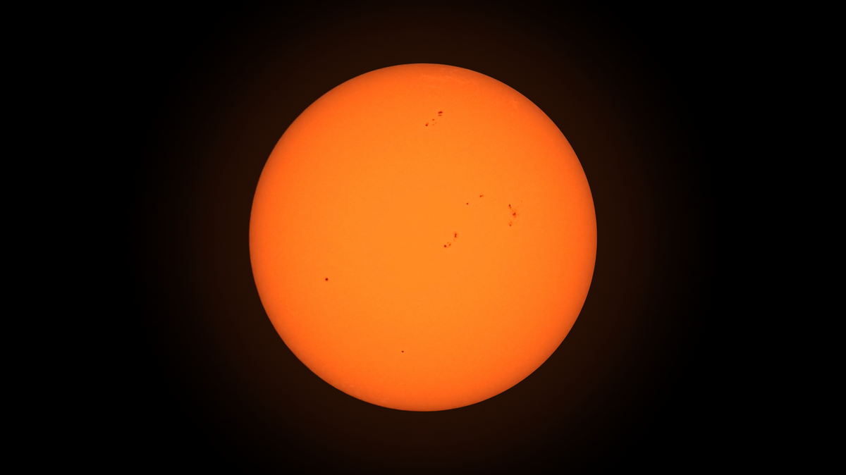 Sun - WITH QIVIKA